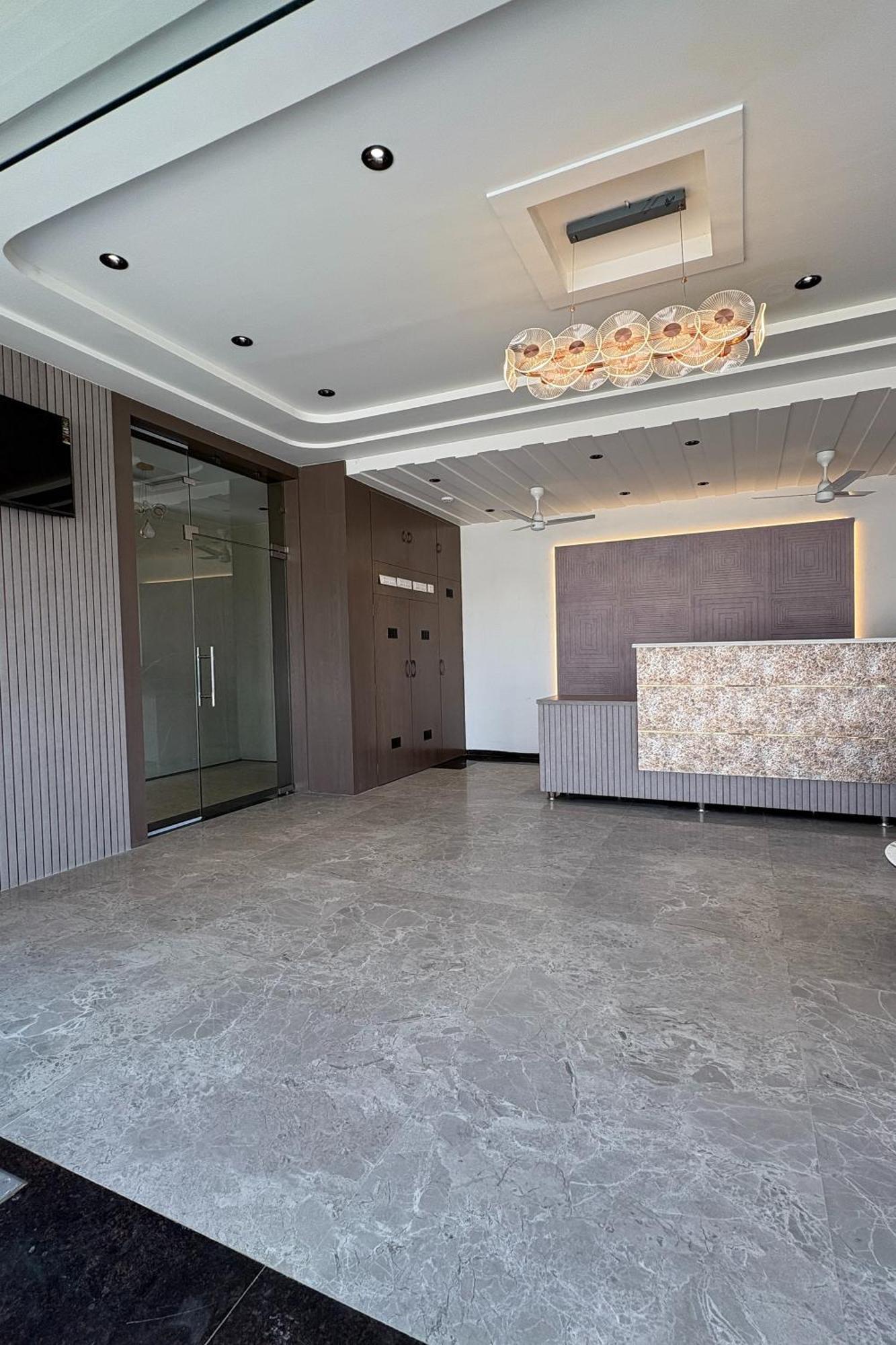 Hotel Kushala Grand, Dombivali Mangrul Exteriér fotografie